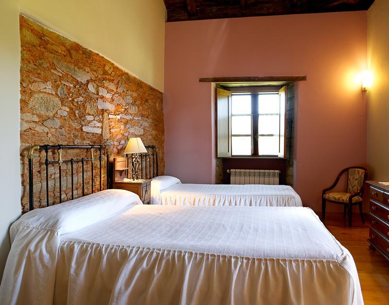A Pena De Augasantas Guest House Oca de Abaixo Exterior photo